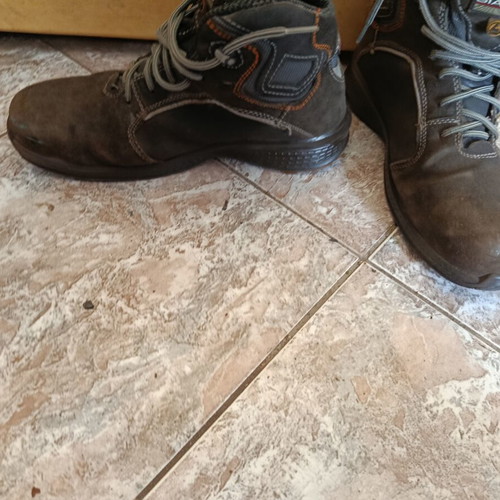 Giasco safety shoes, brown, size 42.5