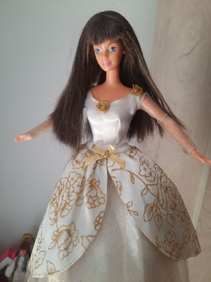 Mattel Club Wedd Special Edition 1997 Barbie doll with Mackie mold