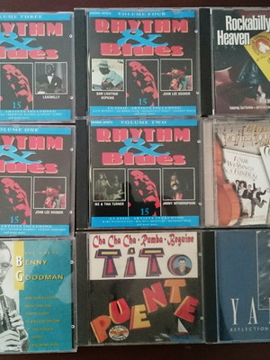 Various used CDs