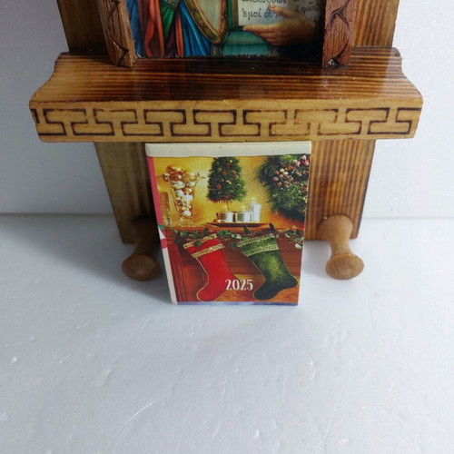 Wooden hanging calendar new