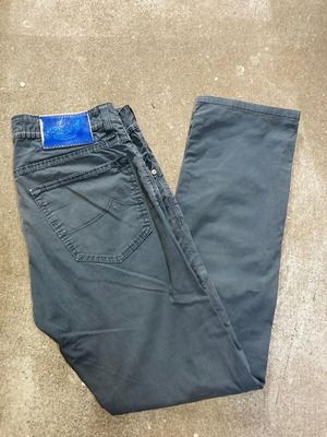 Jacob Cohen Style J622.C Nick Slim Jeans, Dark Grey, Size 33