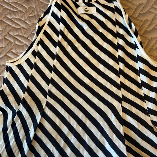 Armani Jeans sleeveless top like new, black and white, size L