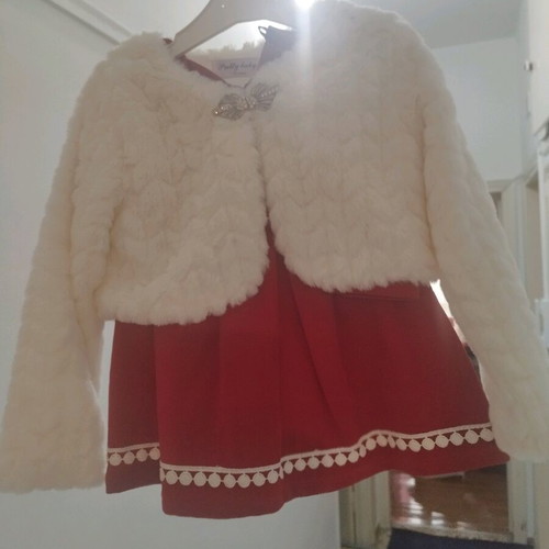 Children's dress with fur like new, size 36 months