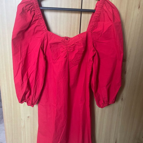 Mango dress with puff sleeves like new, red, size XS