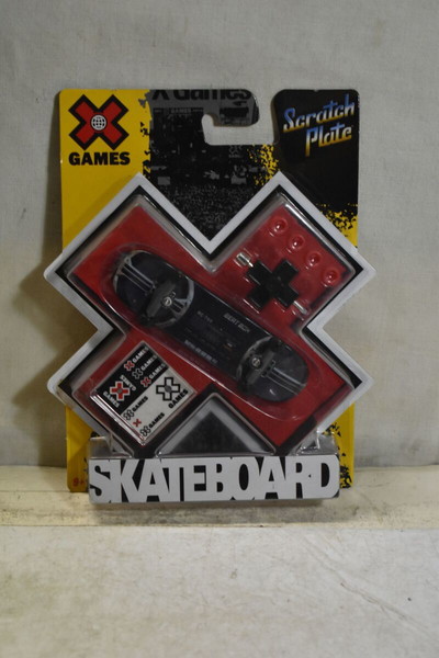 X Games "Scratch Plate" Fingerboard - Αυθεντικό Μικροσκοπικό Σκέιτ σε Συσκευασία Mattel (2008)