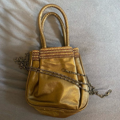 Leather evening bag with extra chain for crossbody