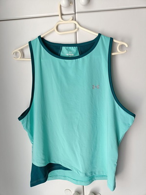 Under Armour women's sports shirt like new, size XL, blue