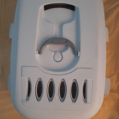 Cathy clever closed cat litter box unused without door with sand collection drawer