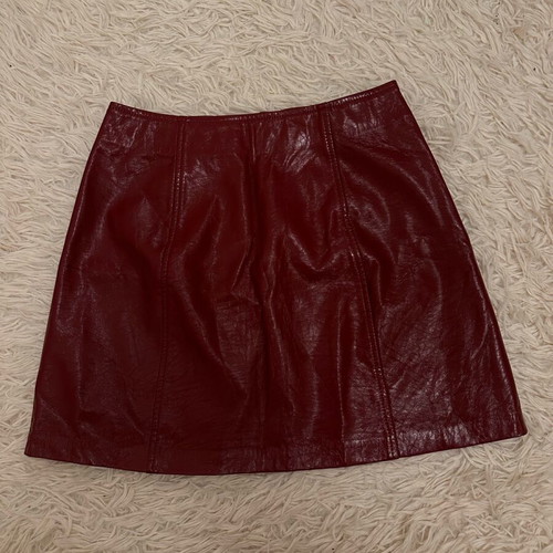 Bershka burgundy patent leather skirt with zipper used