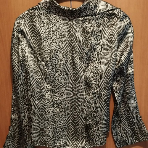 Cruise shirt like new, print in brown and black shades