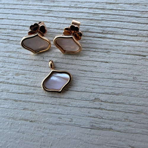 Folli Follie set of pink and gold earrings with pendant
