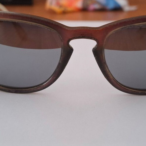 Raymond Clark unisex sunglasses used with silver mirror lenses and pink frame