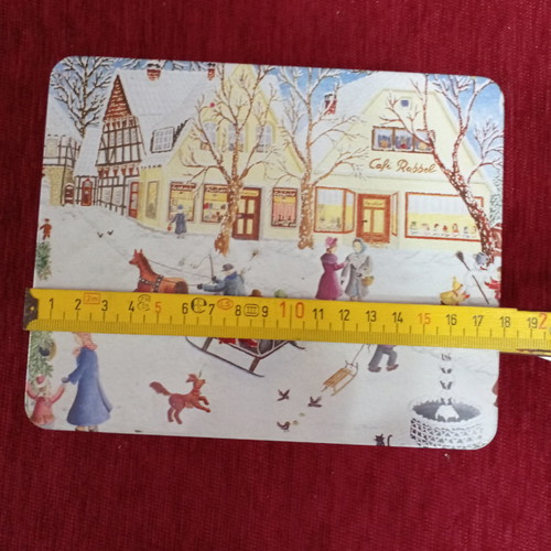 Christmas metal box used in excellent condition