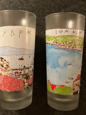 Water glasses used with painted designs made of thick glass