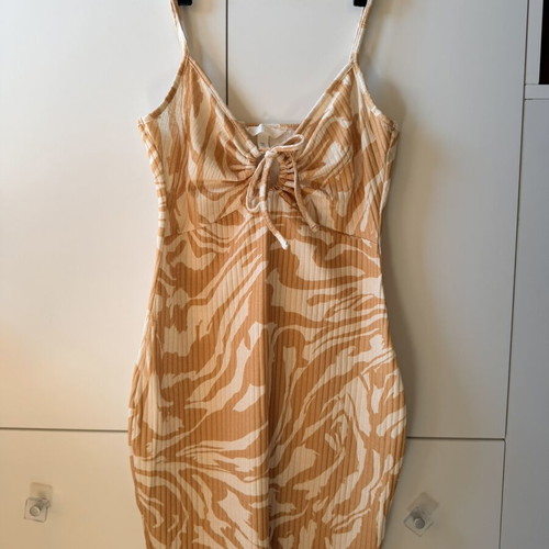 H&M Mini Dress size S like new, beige and orange