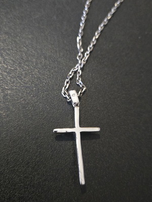 Silver cross pendant