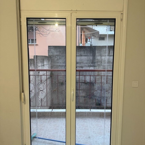 Aluminum balcony doors used, set of 7 with screens and blinds