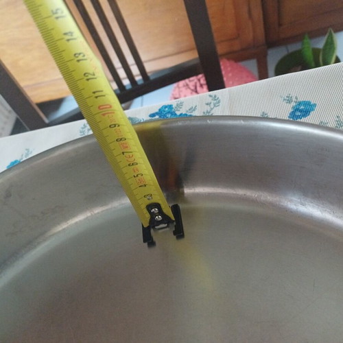 Stainless Steel Round Baking Tray 18/10 Large, like new, 39 cm diameter