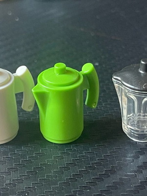 Playmobil cooking utensils jugs like new