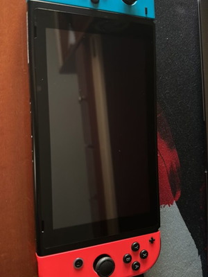 Nintendo Switch κονσόλα σαν καινούργιο με όλα τα αξεσουάρ