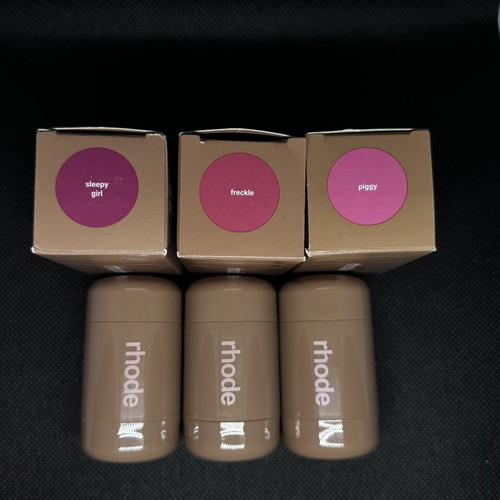 Rhode Pocket Blush new unused