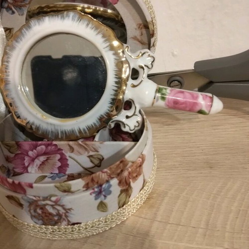 Jewelry box set 3 pieces like new, multicolored