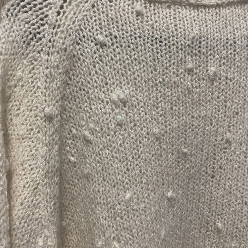 Women's sweater white like new, sizes M and L