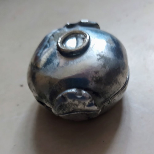 Metal handmade butterfly and metal pomegranate box used