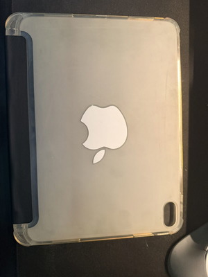 IPad 10.9” (2022) Tech Protect θήκη μεταχειρισμένη με ελαφρύ κιτρίνισμα