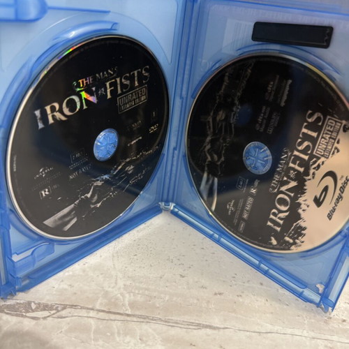 The Man with the Iron Fists Blu-ray like new, adventure