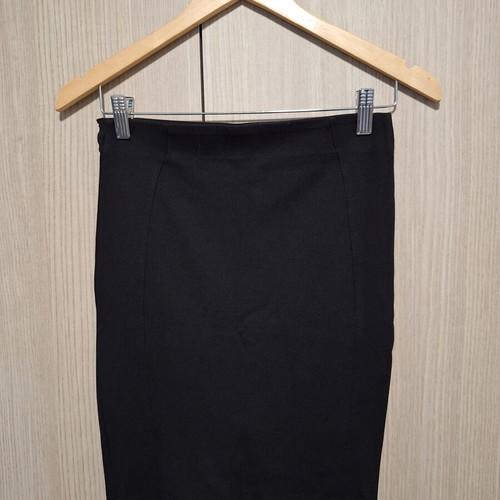 Stradivarius black elastic bodycon mini skirt size S like new
