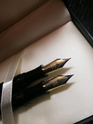 Σετ πένες Status Iridium Point No1 και No5 σαν καινούργιο, vintage