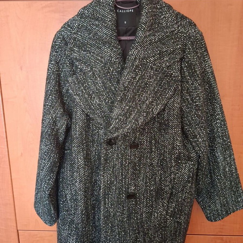 Calliope coat size S like new, black and white