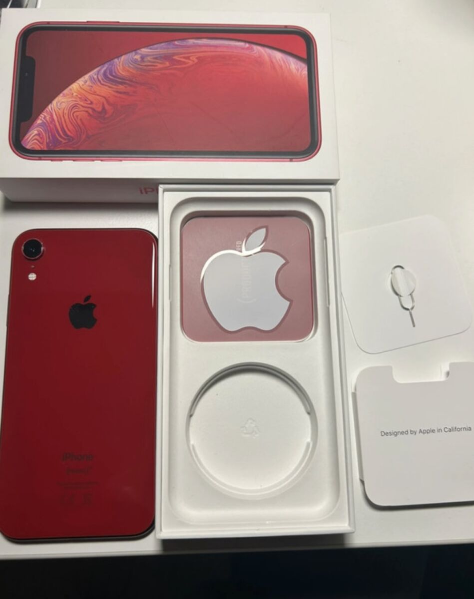 iPhone XR red like new, 64GB - € 185,00 - Vendora.cy