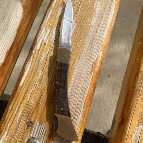 Explorer Japan Steel knife used with lockback mechanism