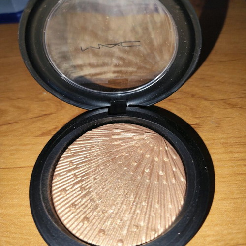 MAC Highlighter Extra Dimension Skinfinish Soul Glow used
