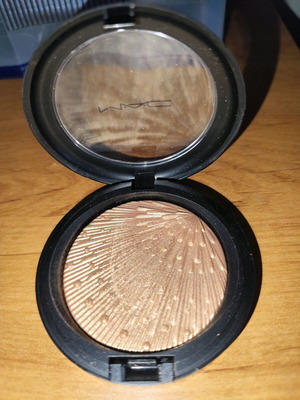 MAC Highlighter Extra Dimension Skinfinish Soul Glow used