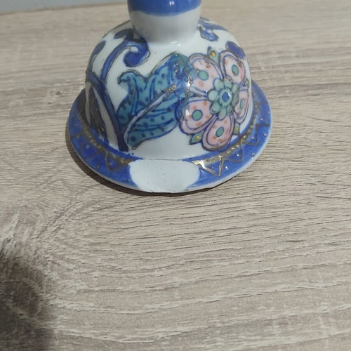 Decorative vase with Delf-type lid used, small chips