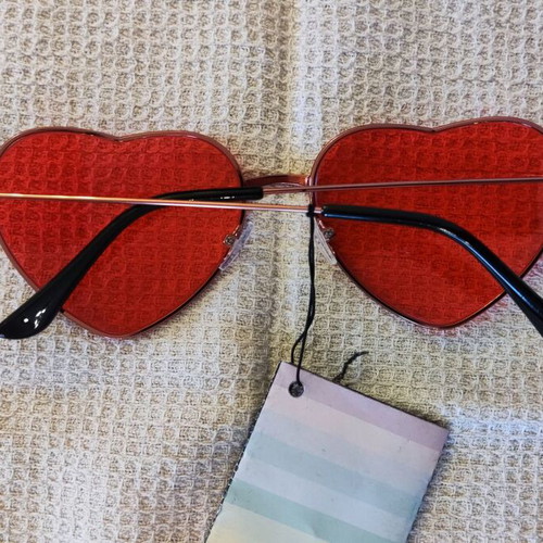 Solo-Solis NDL2288 sunglasses new with rose finish and red lens
