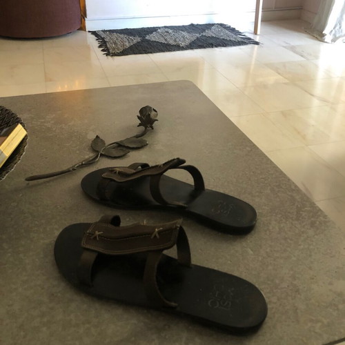 Most Chic used anthracite leather sandals size 38