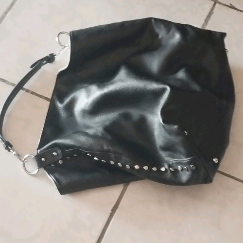 Large two-in-one bag with magnetic closure like new, unused