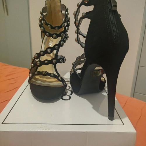 Black GoGo Shoes sandal new with studs and zipper, size 39