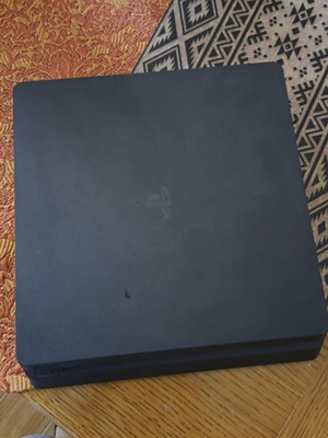 Sony PlayStation 4 Slim used console 4GB - 320GB storage