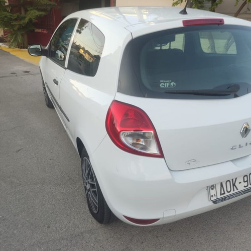 Renault Clio diesel car 2009, manual, like new, 112000 km