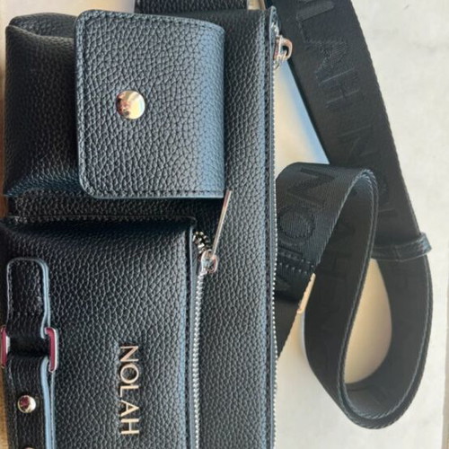 Noah bag like new, black crossbody