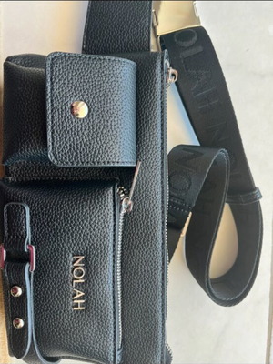 Noah bag like new, black crossbody