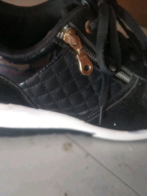 Αθλητικά μαύρα 39-40 sneakers με λαστιχένια σόλα