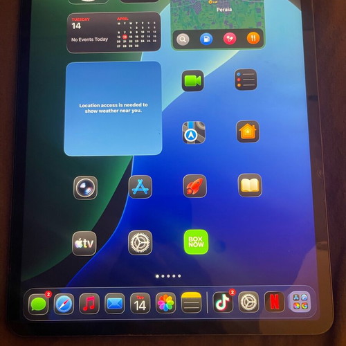 iPad Pro 3rd generation 12.9 inch 64GB Space Grey like new