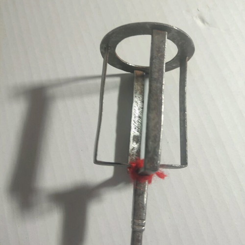 Ardachtos or Agrattas used iron tool for winding thread