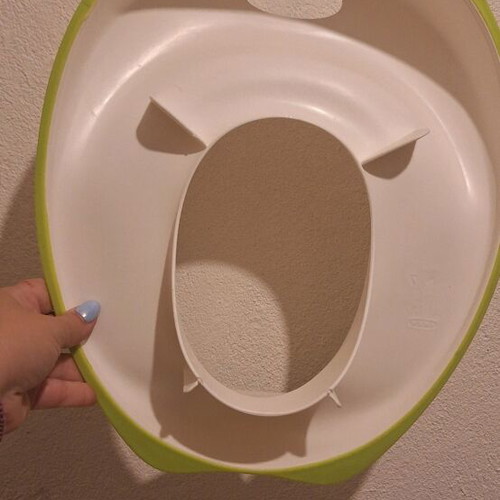 Toilet training seat like new